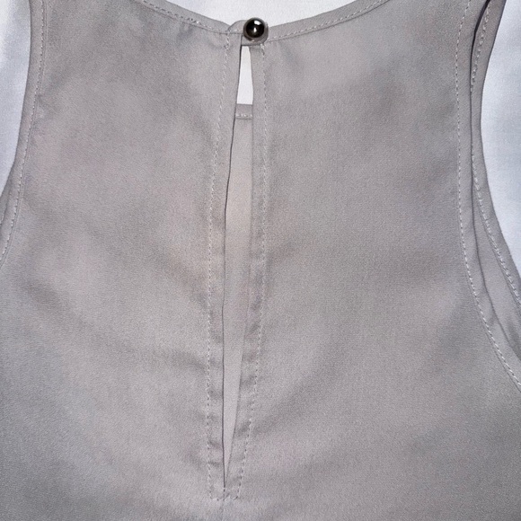 Lulu's Chic Gray Tank Top Size Small - Picture 5 of 5